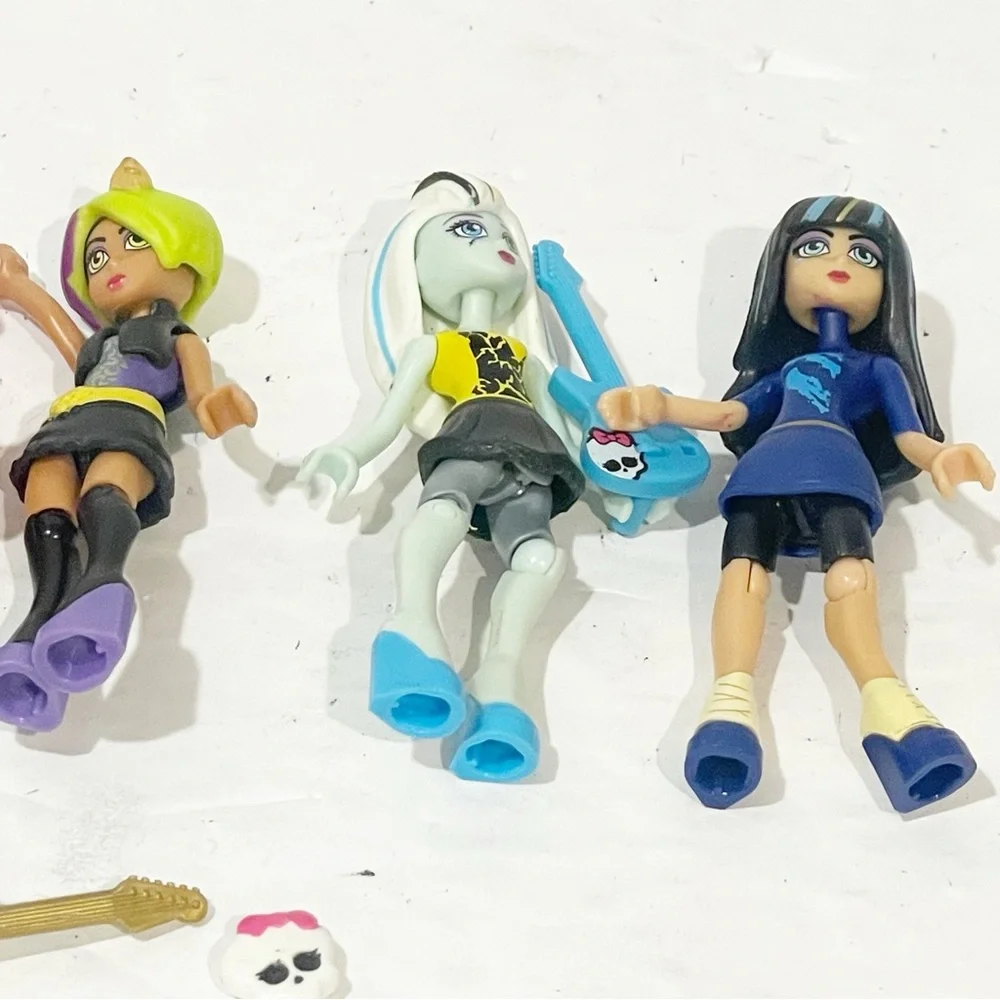 Monster High Lot of 5 3”‎ Mini Doll Accessory